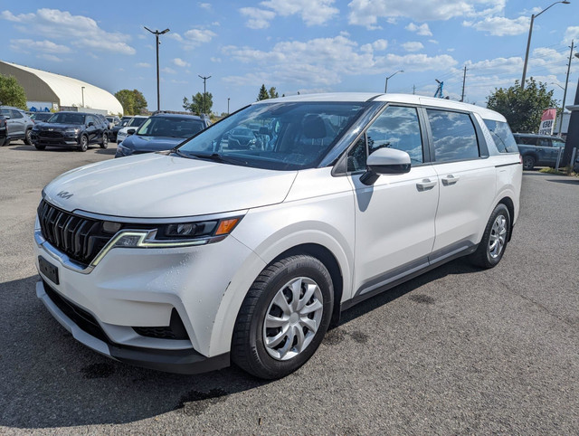 2022 Kia Carnival LX+ in Cars & Trucks in Ottawa - Image 4