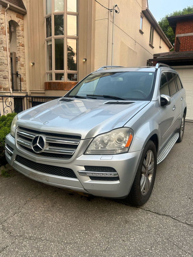 2010 Mercedes benz 350GL Gl in Cars & Trucks in Mississauga / Peel Region
