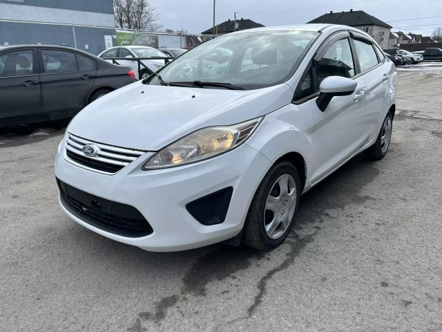 2013 FORD Fiesta SE + FINANCEMENT DISPONIBLE in Cars & Trucks in Laval / North Shore