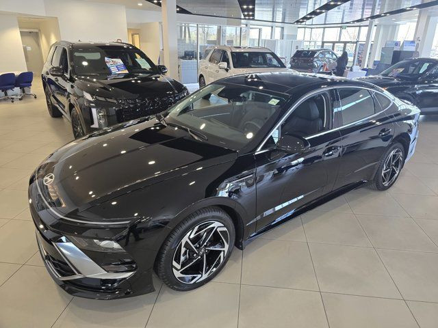 2025 Hyundai SONATA Preferred-Trend in Cars & Trucks in Calgary - Image 2