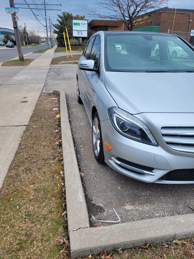 2014 Mercedes-Benz B-Class Basic in Cars & Trucks in Markham / York Region - Image 2