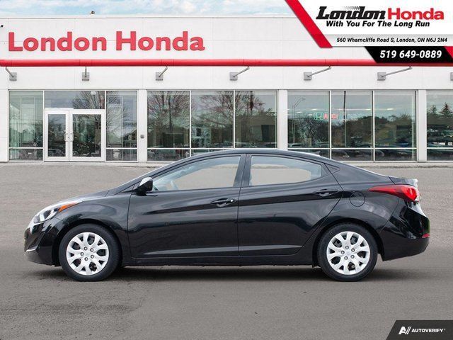 2016 Hyundai Elantra GL | Full Service History | Heated Seats in Cars & Trucks in London - Image 3