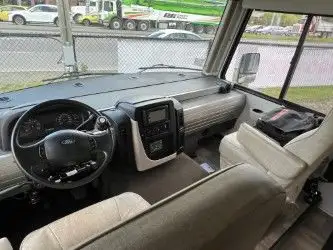 2020 Winnebago Intent 30R in RVs & Motorhomes in Abbotsford - Image 9