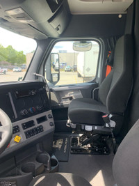 Ryder Stock ID: 876536 Transmission Type/Speed: AUTO 10 Engine: DIESEL X15'17 500/1800 Horse Power:... (image 8)