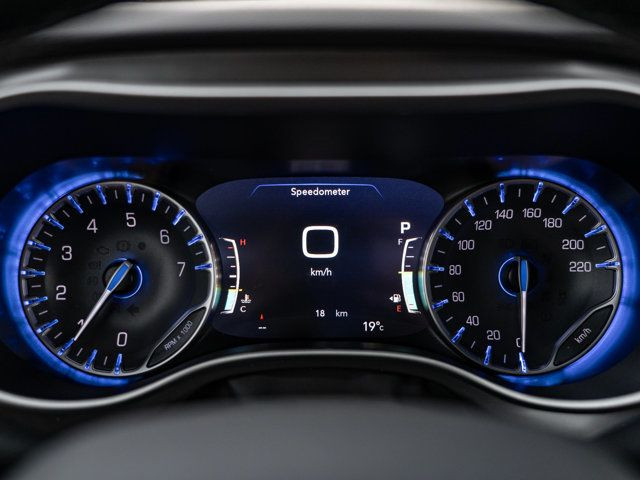 2025 Chrysler Grand Caravan SXT in Cars & Trucks in Barrie - Image 3