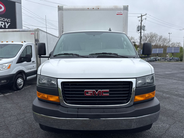 2023 GMC Savana Commercial Cutaway CUTAWAY 2500 12 PIED TRÈS PRO in Cars & Trucks in Saint-Jean-sur-Richelieu - Image 2