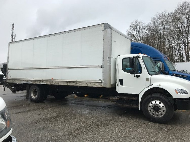 2020 Freightliner M2 DURAPLAT in Heavy Trucks in Delta/Surrey/Langley - Image 4