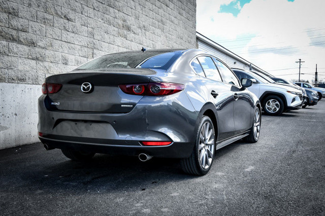 2019 Mazda Mazda3 GT - Sunroof - Premium Audio in Cars & Trucks in Ottawa - Image 3