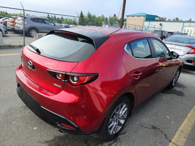 2023 Mazda Mazda3 Sport GX Hatchback | Auto | Heated Seats in Cars & Trucks in Guelph - Image 4
