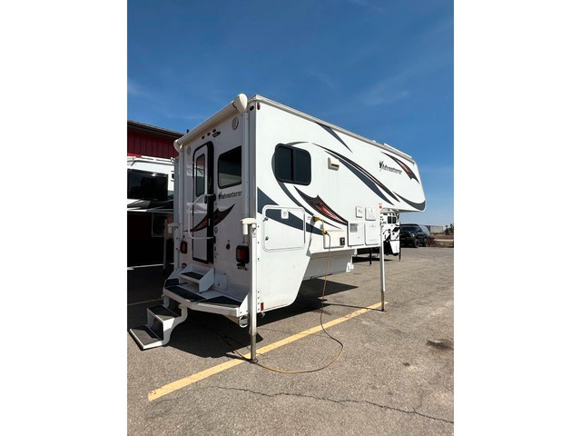  2017 Adventurer Truck Campers 86 SBS in Travel Trailers & Campers in Red Deer - Image 2