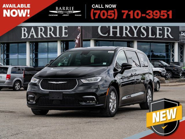 2025 Chrysler Pacifica Select in Cars & Trucks in Barrie