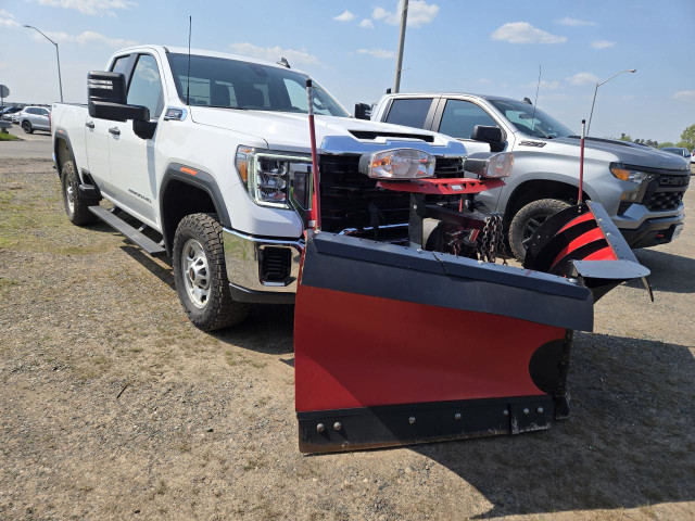 2023 GMC Sierra 2500 PRO in Cars & Trucks in Thunder Bay - Image 3