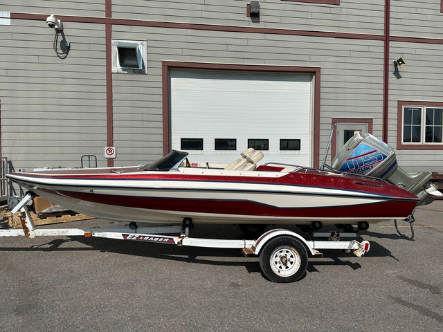  1986 Glastron GLASTRON CARLSON CVX-16 FINANCING AVAILBLE FINANC in Powerboats & Motorboats in Calgary