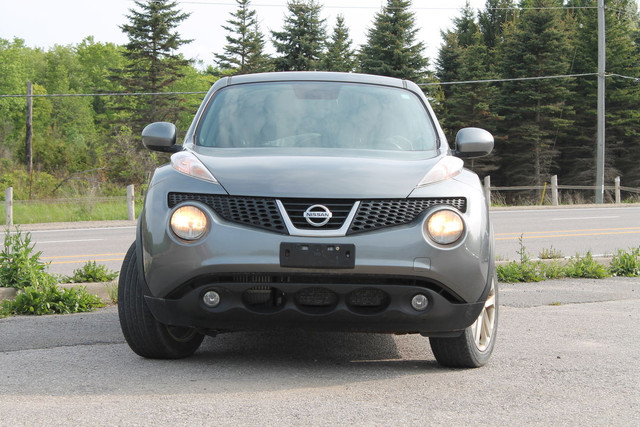 2011 Nissan JUKE SV in Cars & Trucks in Oakville / Halton Region - Image 2