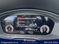New Price! Odometer is 22604 kilometers below market average! Mythos Black Metallic 2021 Audi Q5 45... (image 5)
