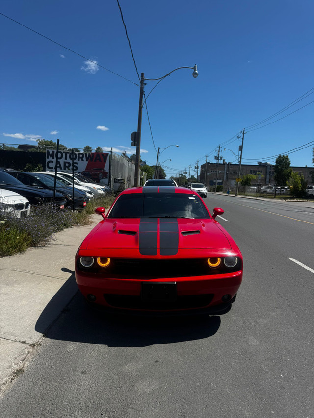 2016 Dodge Challenger in Cars & Trucks in City of Toronto - Image 2