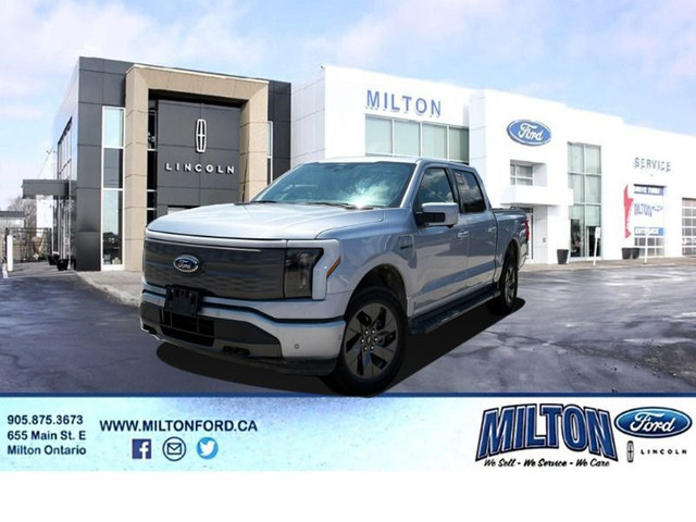 2022 Ford F-150 Lightning LARIAT NO ACCIDNETS/DAMAGE - DUAL EMOT in Cars & Trucks in Oakville / Halton Region