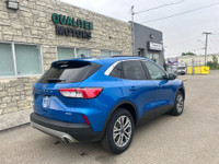 2021 FORD ESCAPE SEL AWD NO ACCIDENTS, NO CLAIMS ONE OWNER WITH GREAT SERVICE HISTORY! Vehicle comes... (image 4)