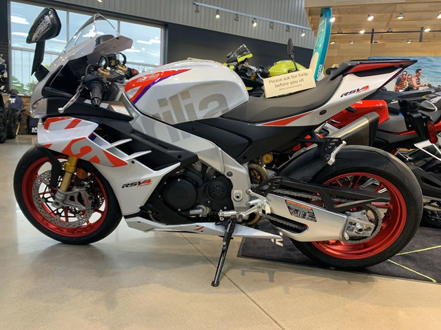  2023 Aprilia RSV4 Factory Limited RSV4 FACTORY V4 SPECIAL EDITI in Sport Bikes in Guelph - Image 2