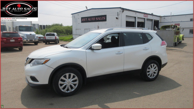 2015 Nissan Rogue S AWD SUV in Cars & Trucks in Edmonton