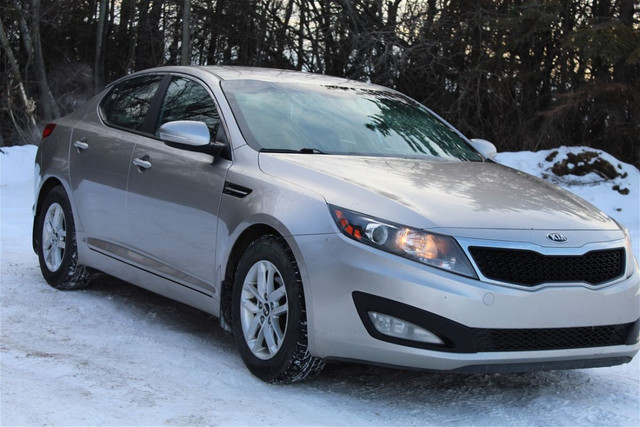 2013 KIA Optima LX in Cars & Trucks in Edmonton