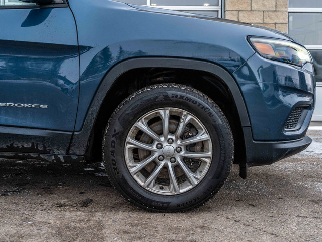 2019 Jeep Cherokee Sport in Cars & Trucks in Calgary - Image 4