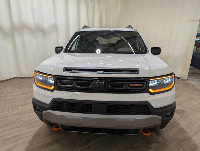 2026 Honda Passport TrailSport Touring Blackout in Cars & Trucks in Calgary - Image 2
