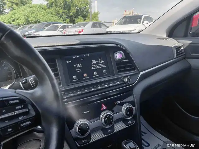 2020 Hyundai Elantra Preferred w/Sun & Safety Package in Cars & Trucks in Cambridge - Image 26