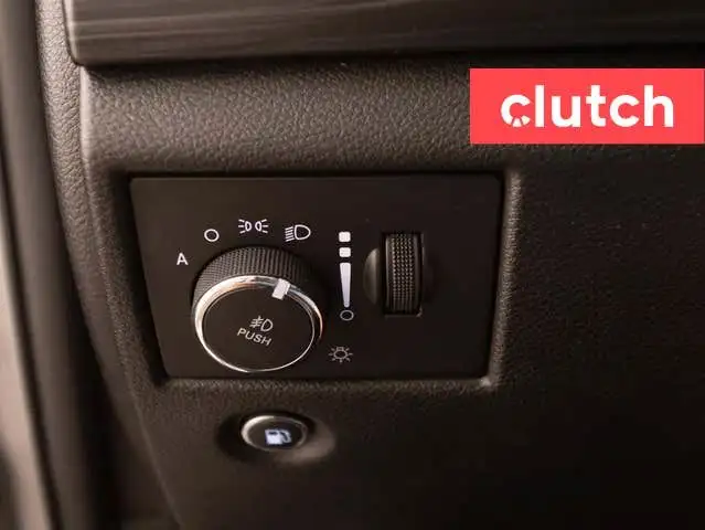 2020 Jeep Grand Cherokee Laredo Altitude 4x4 w/ Apple CarPlay &  in Cars & Trucks in Ottawa - Image 24