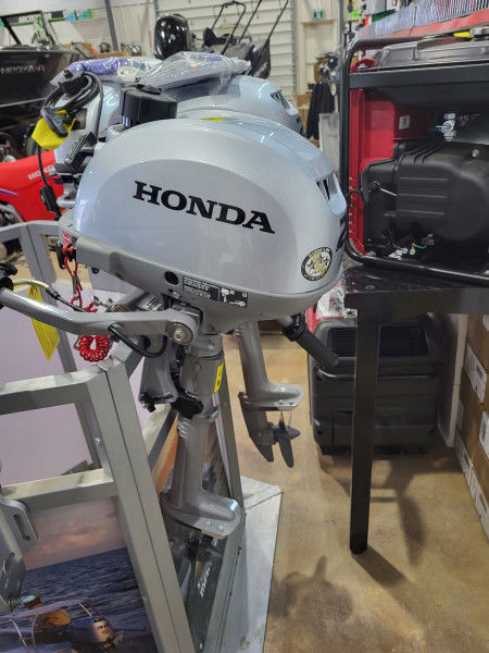 2022 Honda BF 2.3 in Powerboats & Motorboats in Barrie