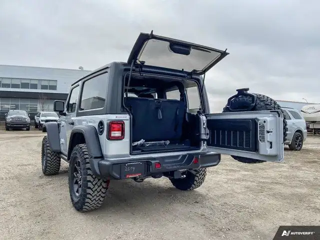 2024 Jeep Wrangler Sport | Heated Seats | Remote Start | Tow dans Autos et camions dans Grande Prairie - Image 13