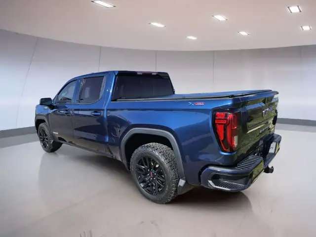 GMC Sierra 1500 Elevation 2021 in Cars & Trucks in Medicine Hat - Image 4