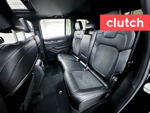 2023 Jeep Grand Cherokee Altitude 4x4 w/ Apple CarPlay, Heated F dans Autos et camions dans Ottawa - Image 19