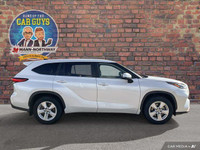 Recent Arrival!White 2023 Toyota Highlander AWD 8-Speed Automatic 2.4L 4-CylinderABS brakes, Active... (image 6)