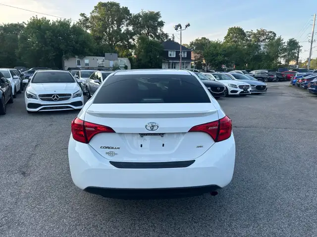2019 Toyota Corolla SE | Sunroof | Leather in Cars & Trucks in City of Toronto - Image 6