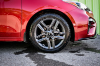 Wireless Charging, Blind Spot Monitoring, Lane Keep Assist, Forward Collision Mitigation, Heated Sea... (image 6)