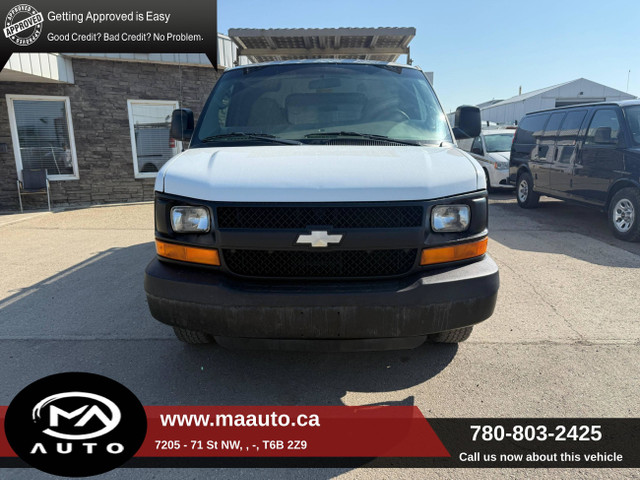 2008 Chevrolet Express RWD 3500 135" in Cars & Trucks in Edmonton - Image 2