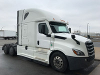 2022 Freightliner T12664ST