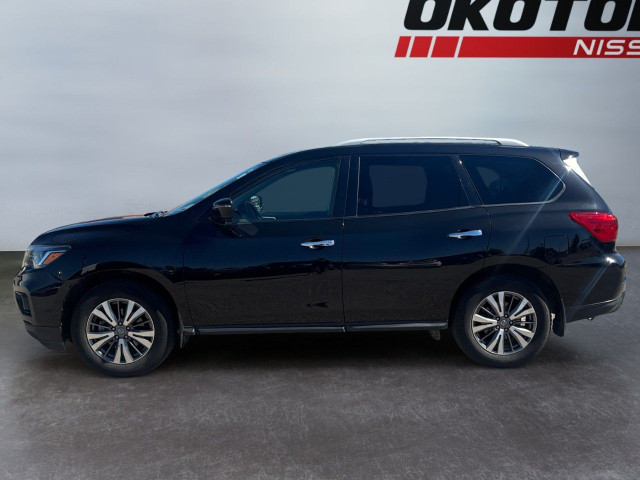2019 Nissan Pathfinder in Cars & Trucks in Calgary - Image 2