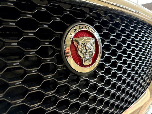 2019 Jaguar F-Pace 30t Prestige|AWD|NAV|MERIDIAN|AMBIENT|PANROO in Cars & Trucks in City of Toronto - Image 3