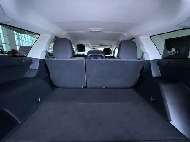 2018 Dodge Journey Canada Value Pkg | Front Wheel Drive in Cars & Trucks in Prince George - Image 26