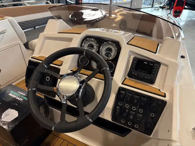 2025 Starcraft SVX 211 in Powerboats & Motorboats in Saskatoon - Image 14
