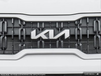 The 2025 Kia Telluride EX is a refined SUV designed to elevate your driving experience. With its spa... (image 6)