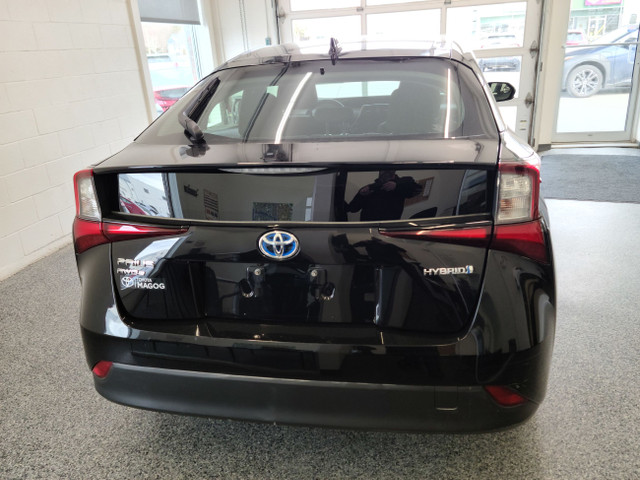 2019 Toyota Prius ****AWD in Cars & Trucks in Sherbrooke - Image 4