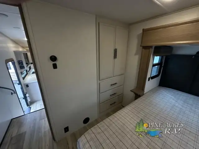 2025 Dutchmen RV Astoria 260RK in Travel Trailers & Campers in Truro - Image 24