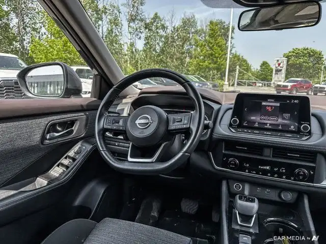 2023 Nissan Rogue SV dans Autos et camions dans Ottawa - Image 12