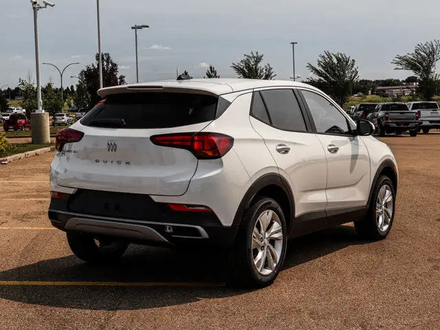 2026 Buick Encore GX Preferred dans Autos et camions dans Comté de Strathcona - Image 10