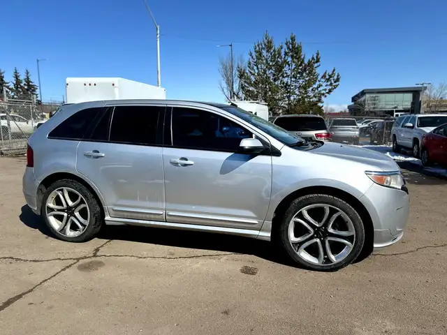 2011 Ford Edge Sport in Cars & Trucks in Edmonton - Image 6