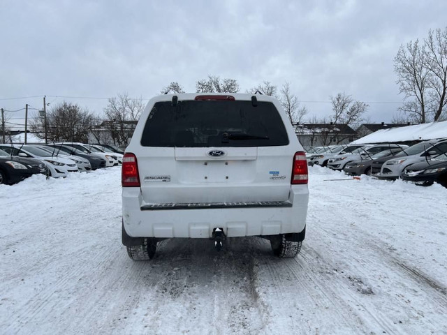 2008 Ford Escape**********SELLING FOR PARTS********** in Cars & Trucks in City of Montréal - Image 4