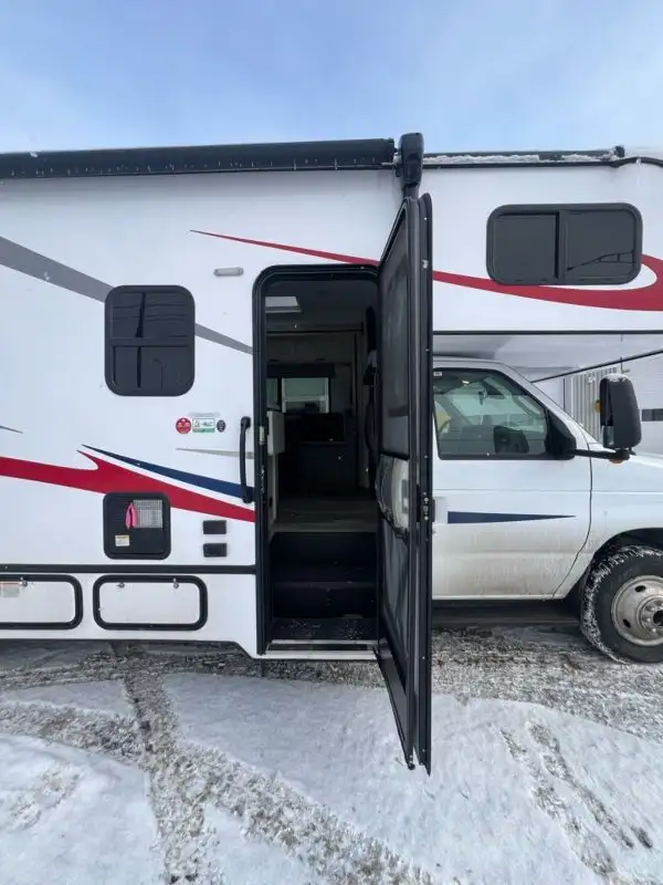 2024 Forester 2501 CD in RVs & Motorhomes in Laval / North Shore - Image 83